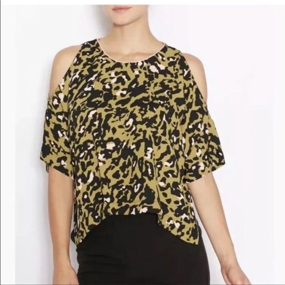 TOPSHOP Leopard Print Top cold shoulder - Picture 1 of 7